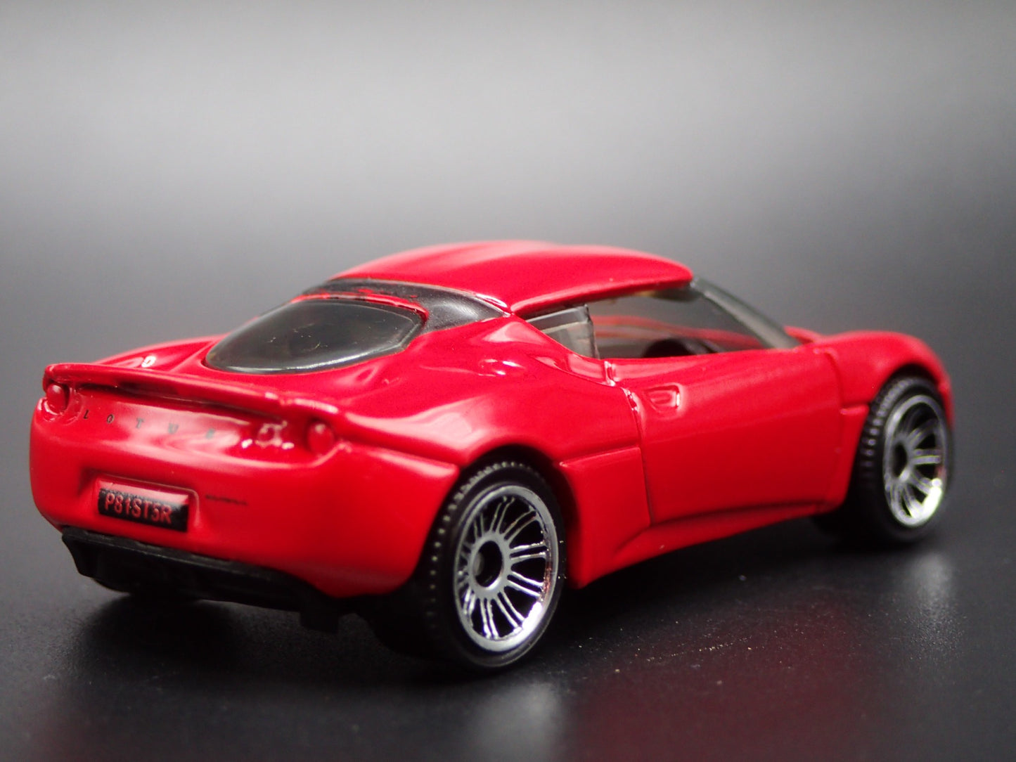 2010-2021 LOTUS EVORA RED 1/64 SCALE COLLECTIBLE DIORAMA DIECAST MODEL CAR