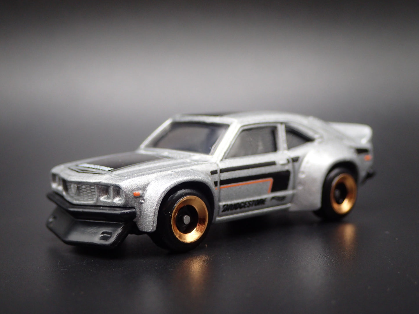1971-1978 MAZDA RX3 JDM RACING SILVER 1:64 SCALE DIORAMA DIECAST MODEL CAR