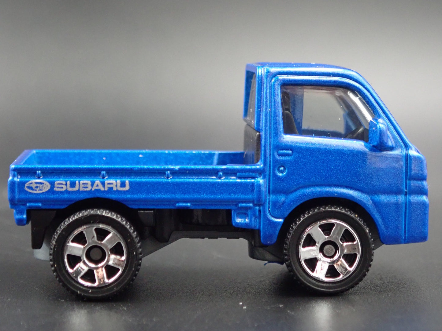 2014-2025 SUBARU SAMBAR TRUCK BLUE 1:64 SCALE COLLECTIBLE DIECAST MODEL CAR