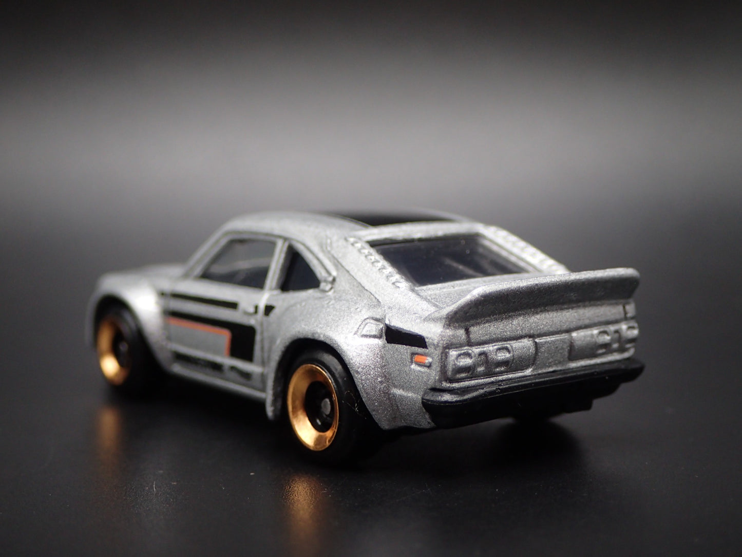 1971-1978 MAZDA RX3 JDM RACING SILVER 1:64 SCALE DIORAMA DIECAST MODEL CAR