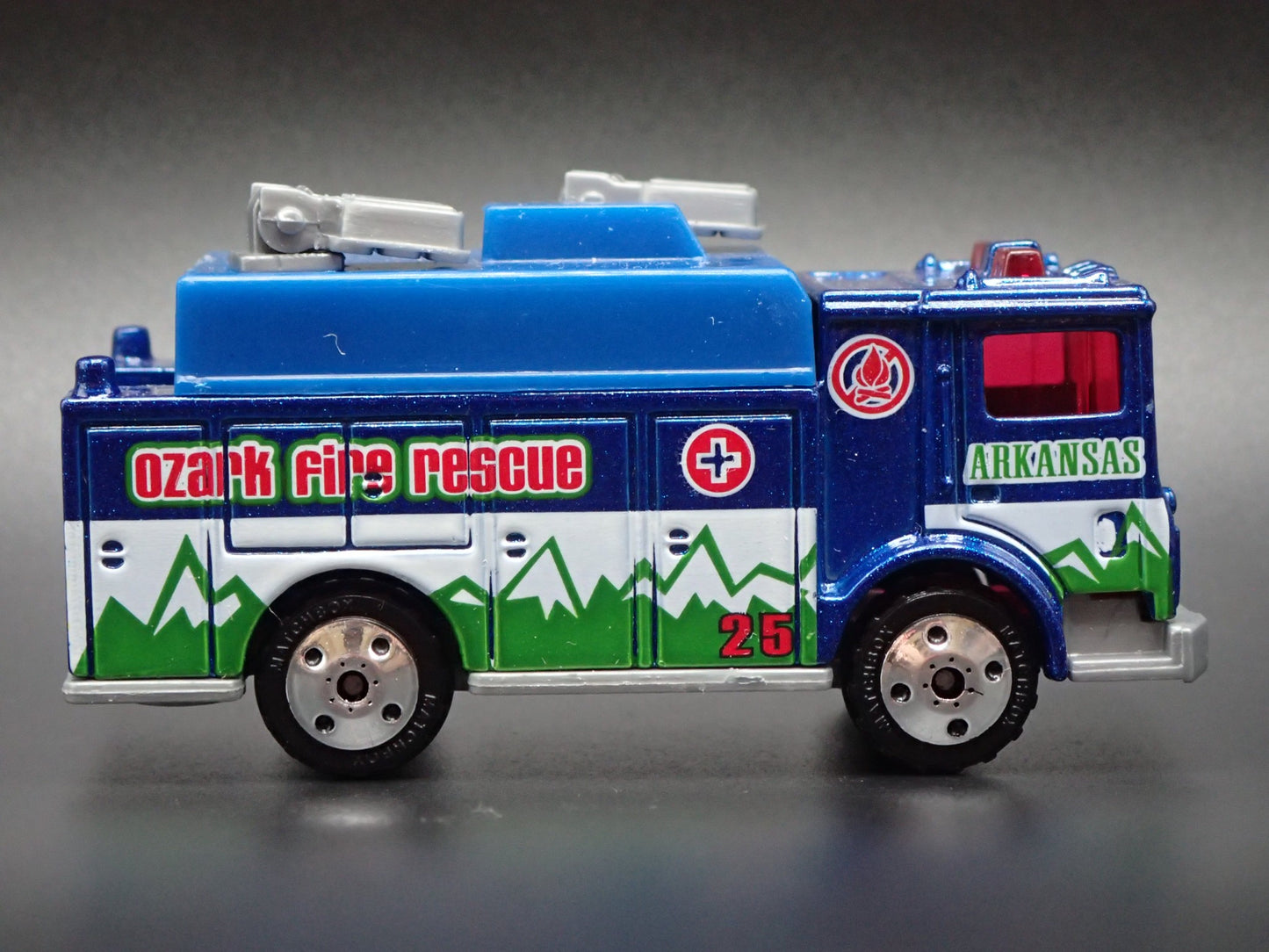FIRE ENGINE TRUCK AUXILIARY POWER TRUCK ARKANSAS 1:64 MB SCALE DIECAST MODEL CAR