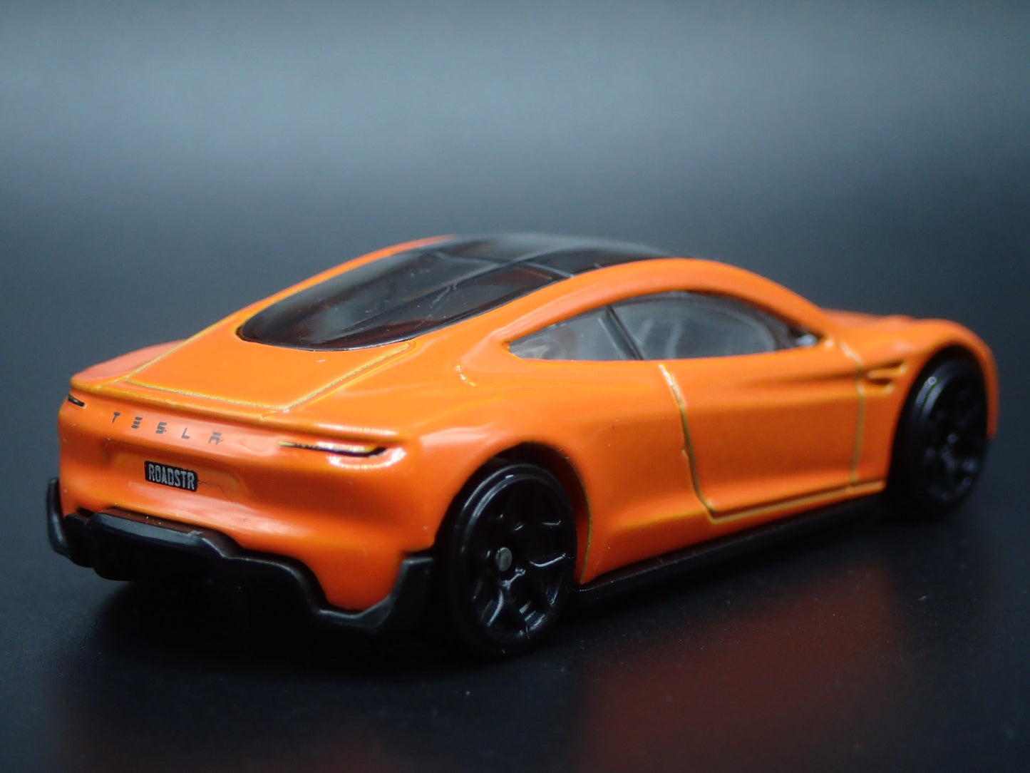 TESLA ROADSTER ORANGE RARE 1:64 SCALE COLLECTIBLE DIORAMA DIECAST MODEL CAR