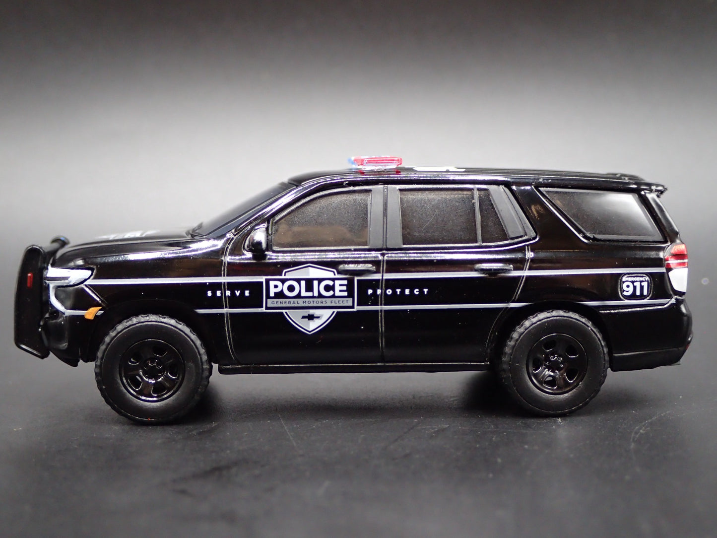 2021 CHEVY CHEVROLET TAHOE POLICE GM FLEET VEHICLE 1:64 SCALE DIECAST MODEL CAR