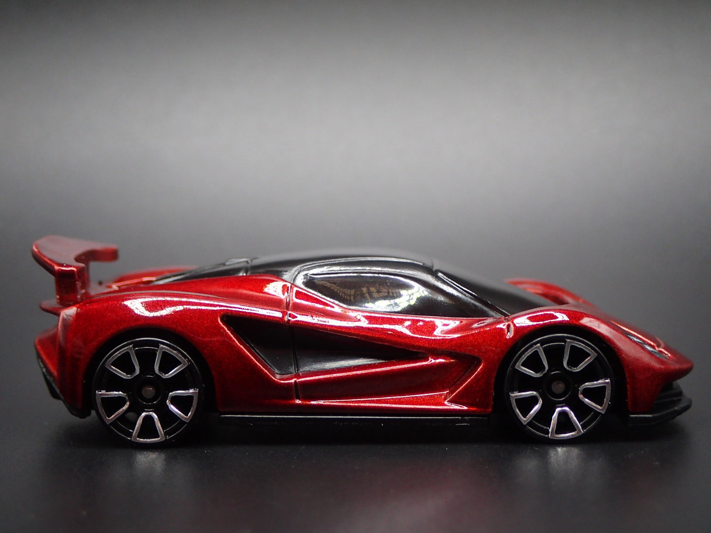 2023-2024 LOTUS EVIJA BURGUNDY 1/64 SCALE COLLECTIBLE DIORAMA DIECAST MODEL CAR