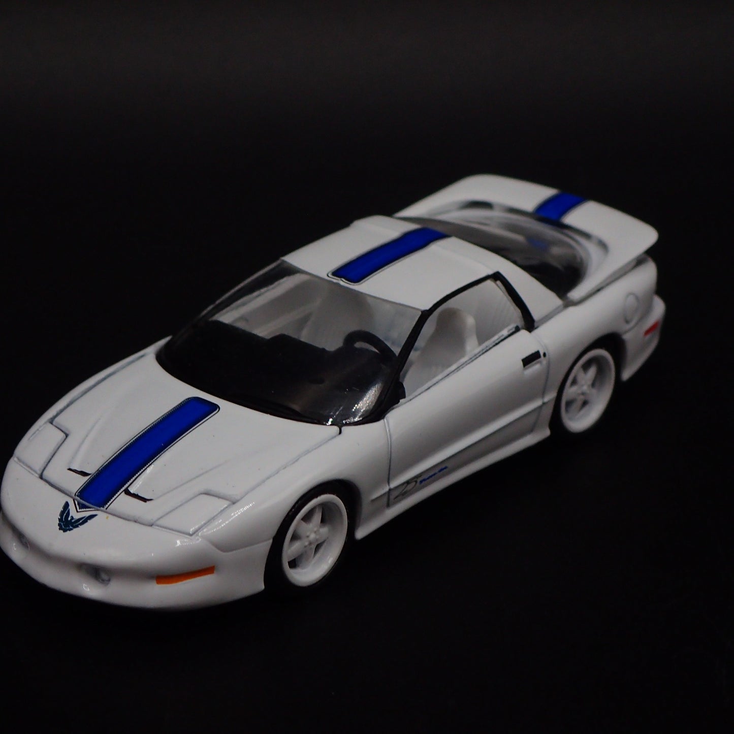1994 94 PONTIAC FIREBIRD TRANS AM T/A 1:64 SCALE COLLECTIBLE DIECAST MODEL CAR