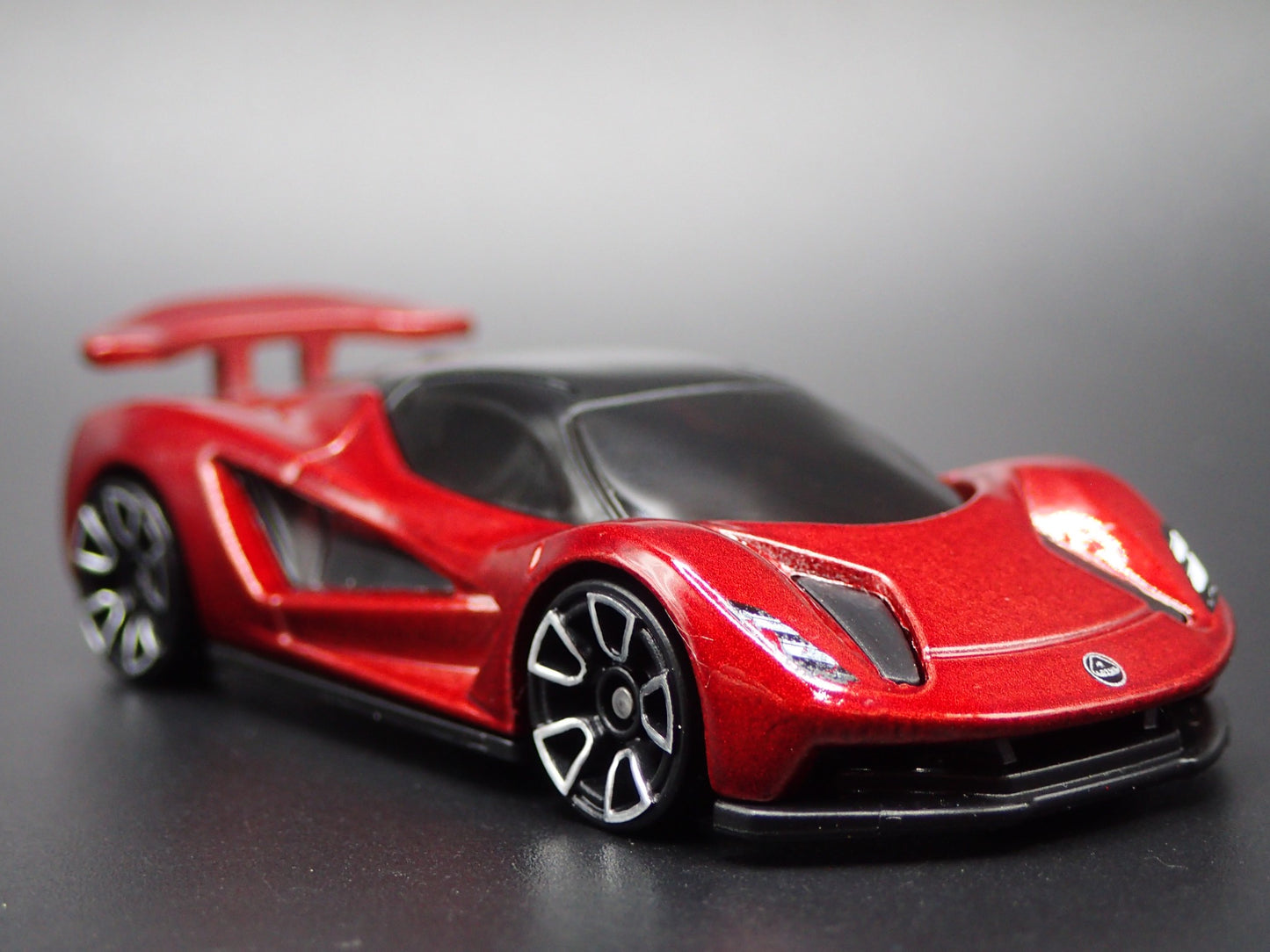 2023-2024 LOTUS EVIJA BURGUNDY 1/64 SCALE COLLECTIBLE DIORAMA DIECAST MODEL CAR