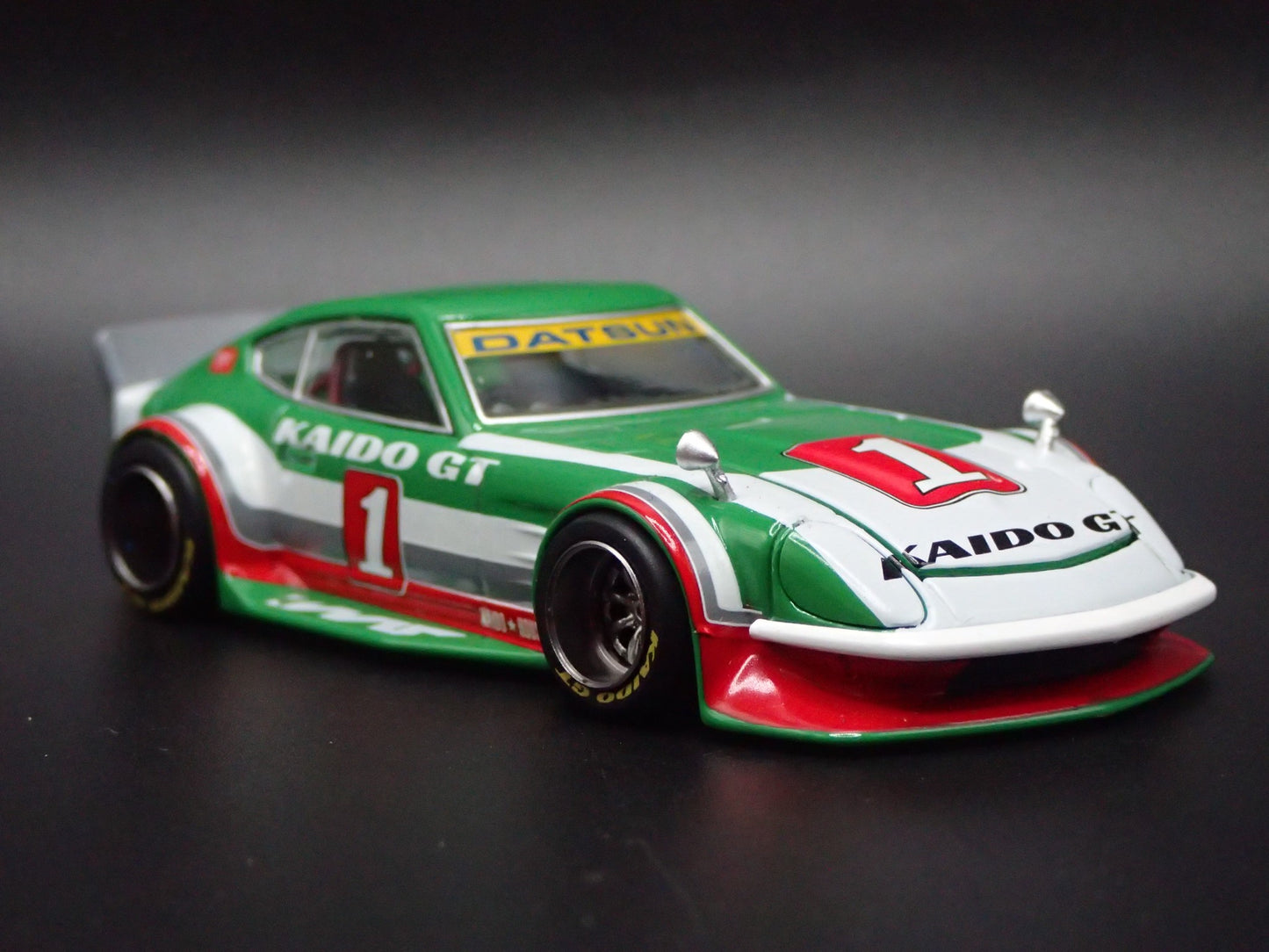 DATSUN FAIRLADY Z KAIDO HOUSE JDM 1/64 SCALE DIORAMA DIECAST MODEL CAR