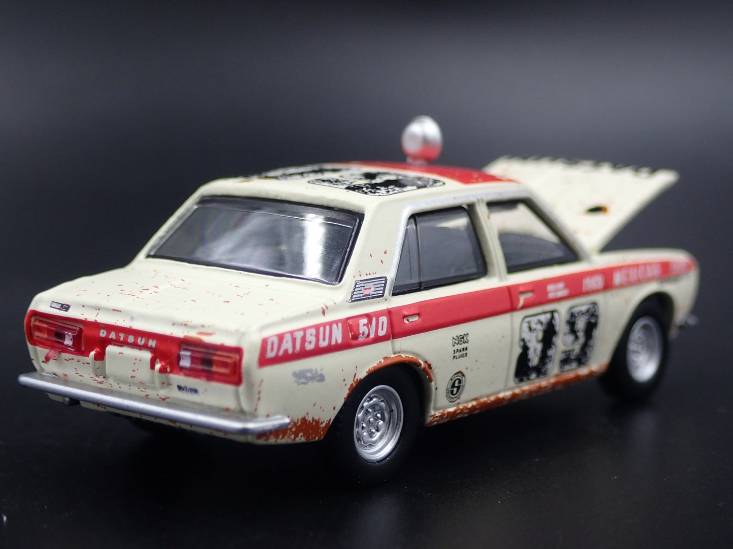 1967-1973 DATSUN 510 SEDAN 4 FOUR DOOR BRE MEXICAN RALLY 1:64 DIECAST MODEL CAR