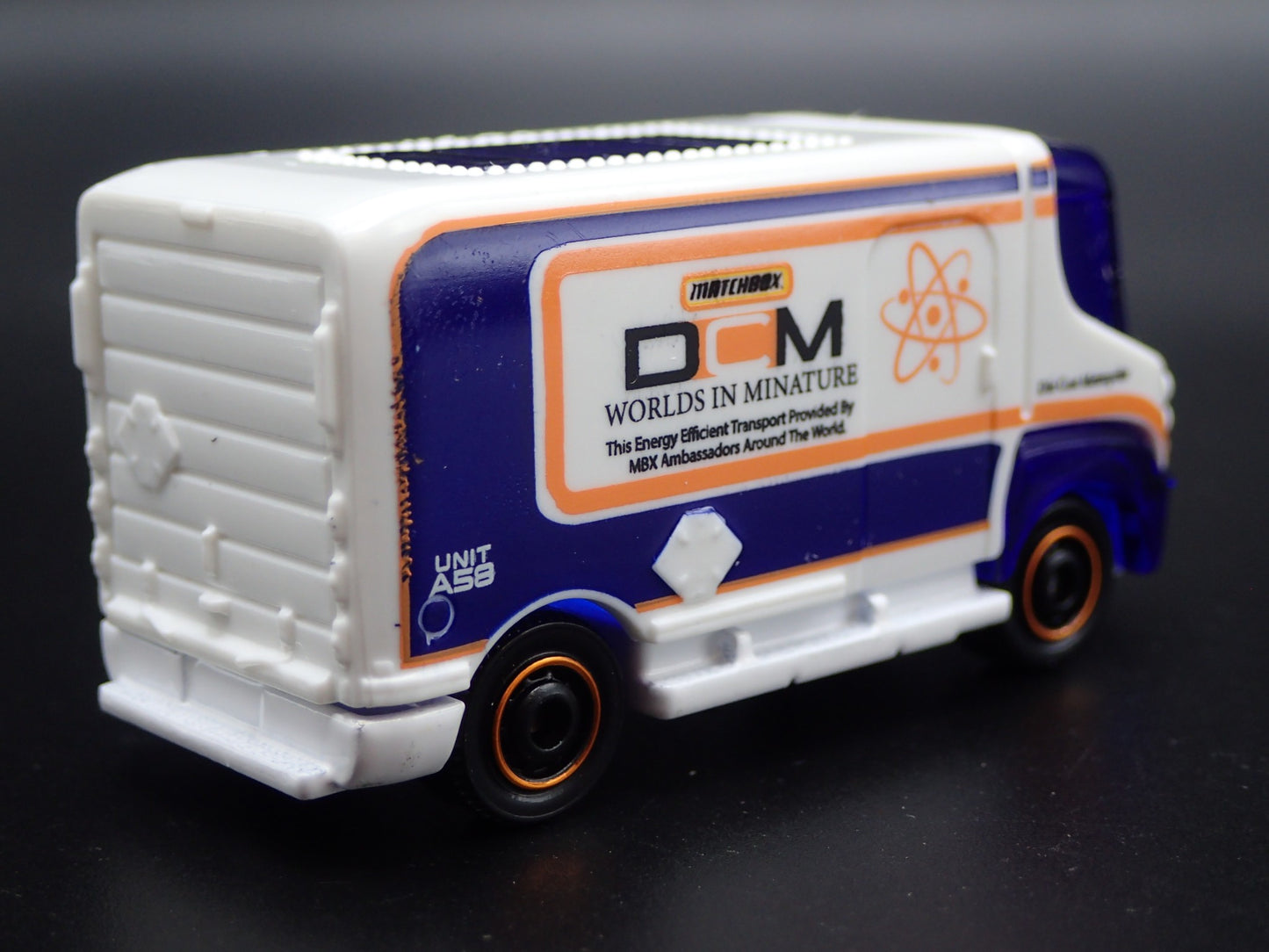 2009-2013 INTERNATIONAL eSTAR ELECTRIC VEHICLE VAN 1:64 SCALE DIECAST MODEL CAR