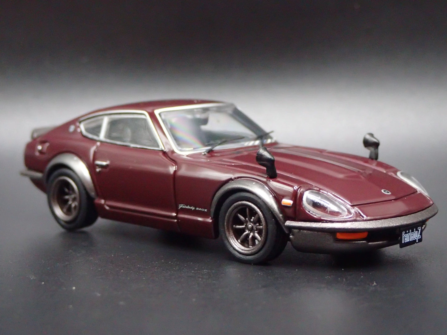 NISSAN FAIRLADY 240ZG HS30 JDM 1/64 SCALE COLLECTIBLE DIORAMA DIECAST MODEL CAR