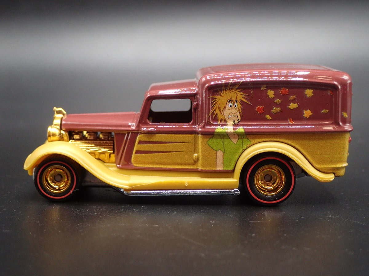1934 34 DODGE DELIVERY VAN SCOOBY DOO SHAGGY RARE 1:64 SCALE DIECAST MODEL CAR-Burning Rubber Toy Company