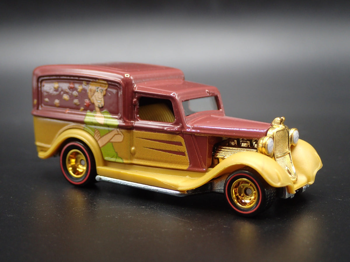 1934 34 DODGE DELIVERY VAN SCOOBY DOO SHAGGY RARE 1:64 SCALE DIECAST MODEL CAR-Burning Rubber Toy Company