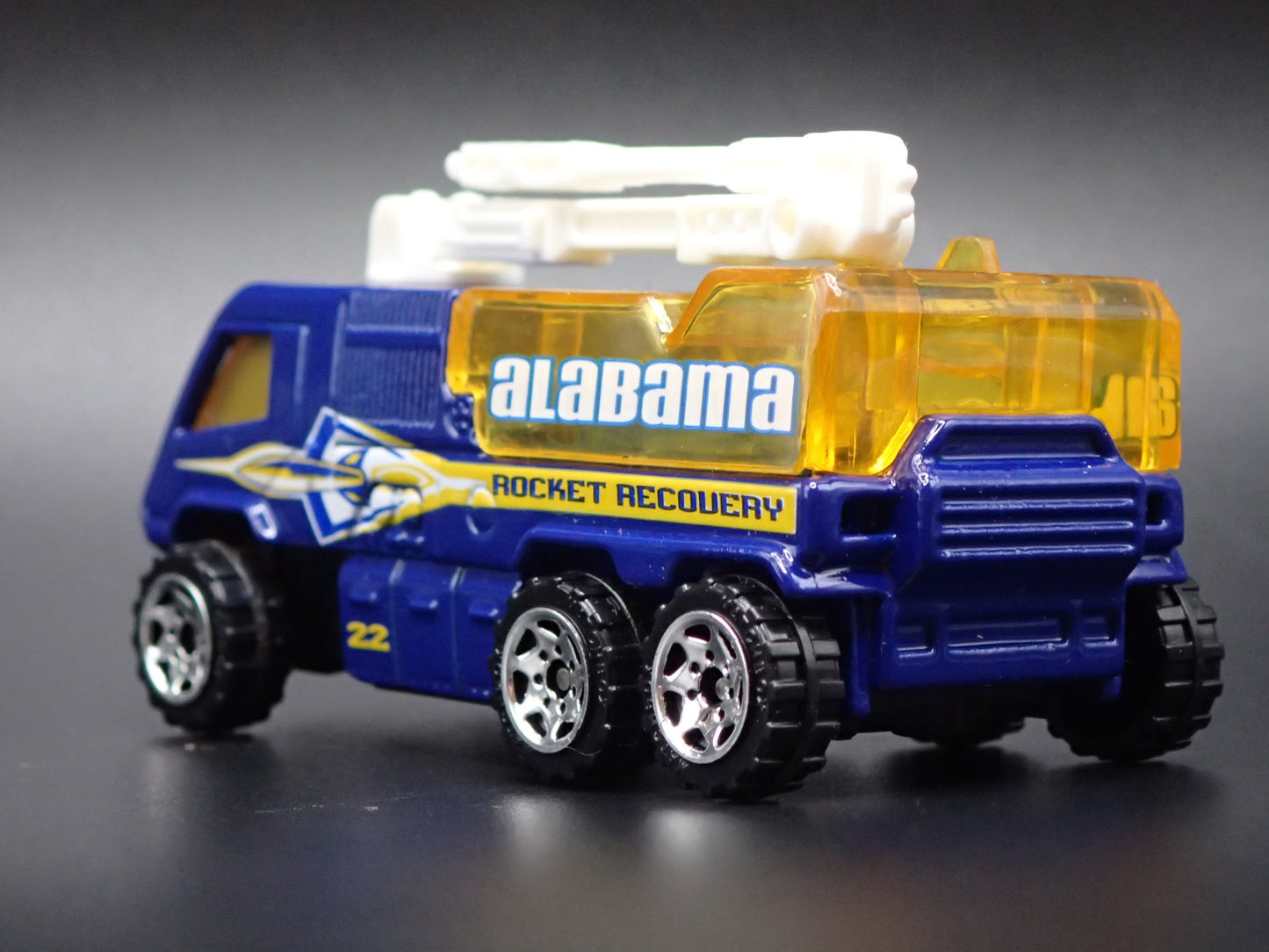 AIRPORT FIRE TRUCK ALABAMA BLUE 1:64 MB SCALE DIORAMA DIECAST MODEL CAR