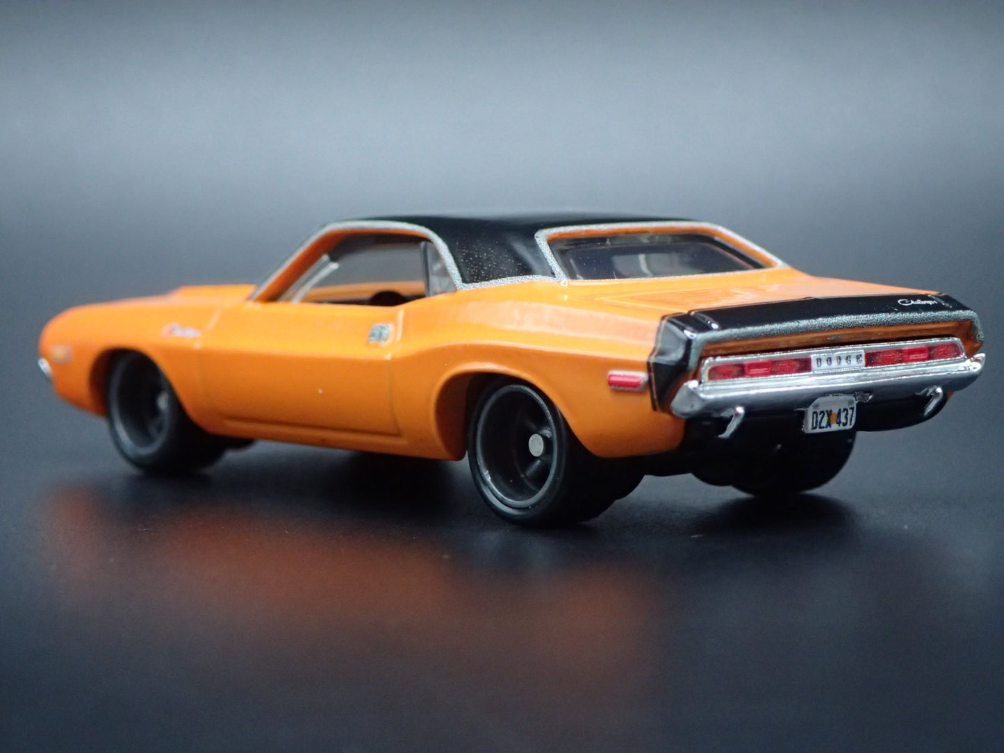 1970 70 DODGE CHALLENGER RT ORANGE 1:64 SCALE COLLECTIBLE DIECAST MODEL CAR