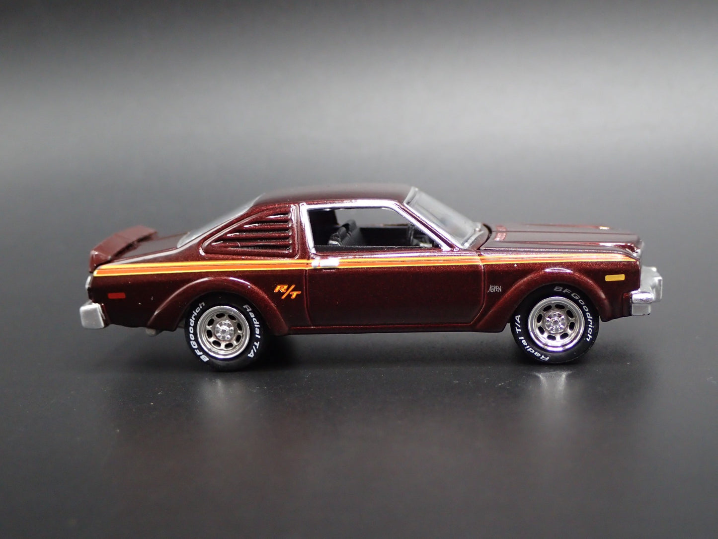 1976 76 DODGE ASPEN R/T RARE 1/64 SCALE COLLECTIBLE DIORAMA DIECAST MODEL CAR