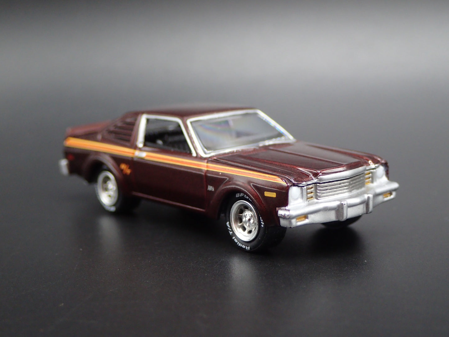 1976 76 DODGE ASPEN R/T RARE 1/64 SCALE COLLECTIBLE DIORAMA DIECAST MODEL CAR