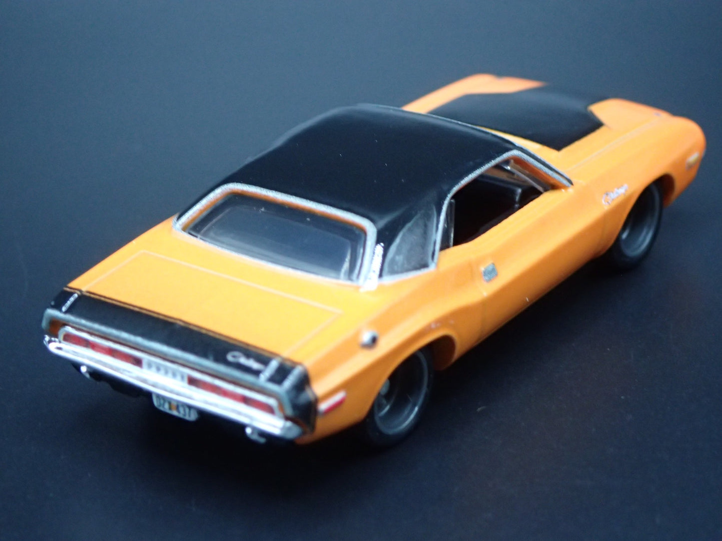 1970 70 DODGE CHALLENGER RT ORANGE 1:64 SCALE COLLECTIBLE DIECAST MODEL CAR
