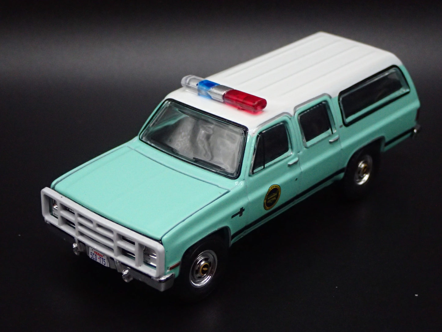 1990 CHEVY CHEVROLET SUBURBAN K20 US BORDER PATROL 1:64 SCALE DIECAST MODEL CAR