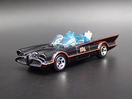 1966 66 BATMAN BATMOBILE ADAM WEST TV 1/64 SCALE COLLECTIBLE DIECAST MODEL CAR