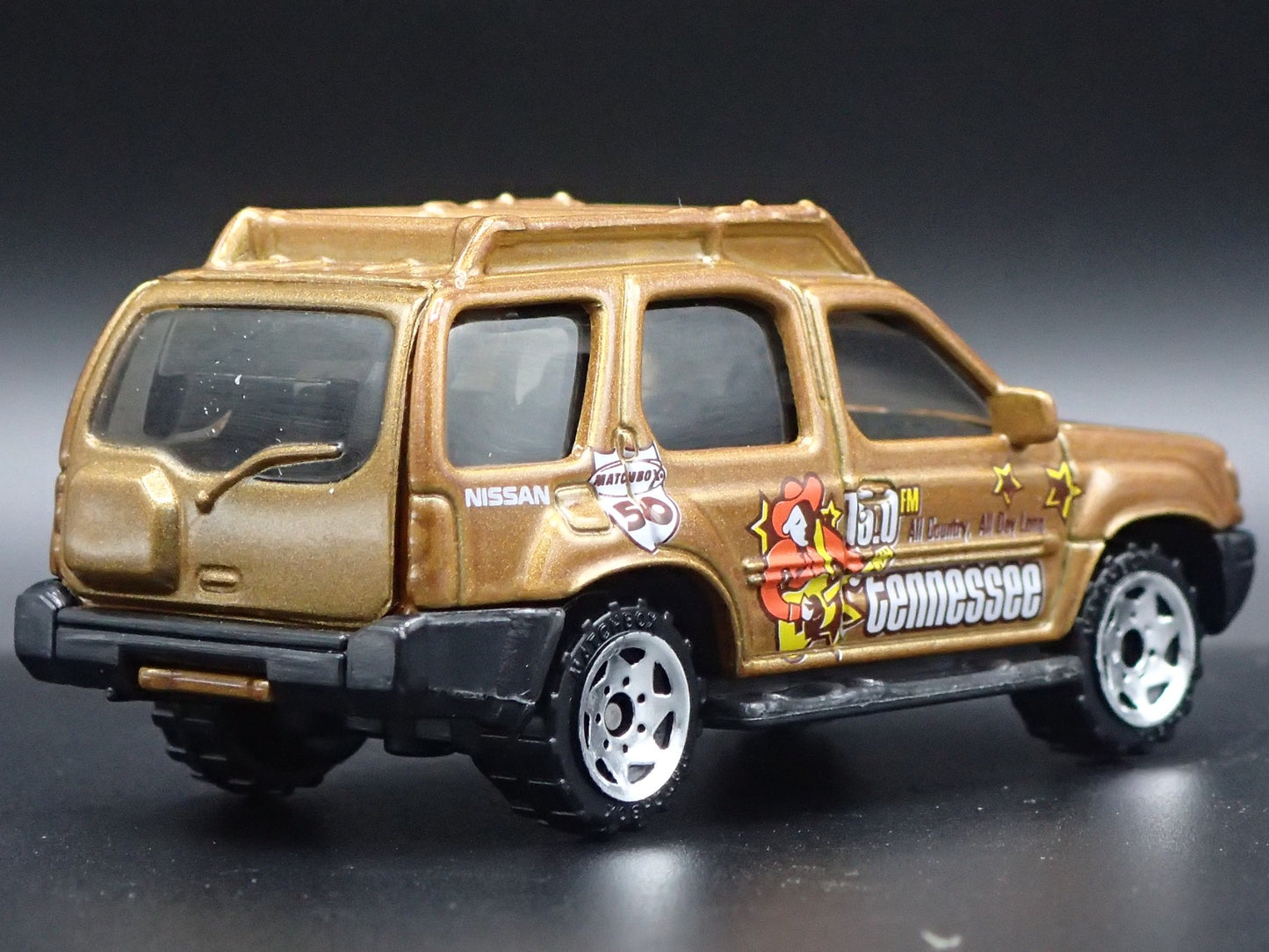 1999-2004 NISSAN XTERRA SUV TENNESSEE GOLD 1:64 SCALE DIORAMA DIECAST MODEL CAR