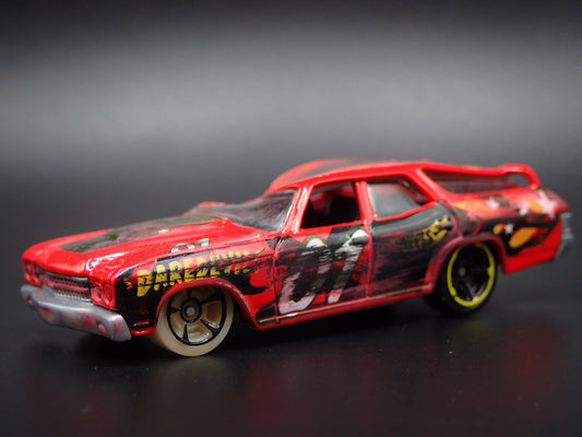 1970 70 CHEVY CHEVROLET CHEVELLE SS STATION WAGON 1:64 SCALE DIECAST MODEL CAR