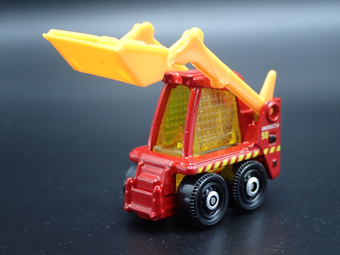 CONSTRUCTION FIRE DEPARTMENT SKIDSTER BOBCAT 1:64 MB SCALE DIECAST MODEL CAR