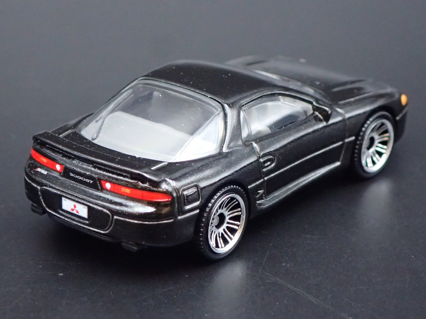 1990-2000 MITSUBISHI GTO 3000GT 1:64 SCALE COLLECTIBLE DIORAMA DIECAST MODEL CAR