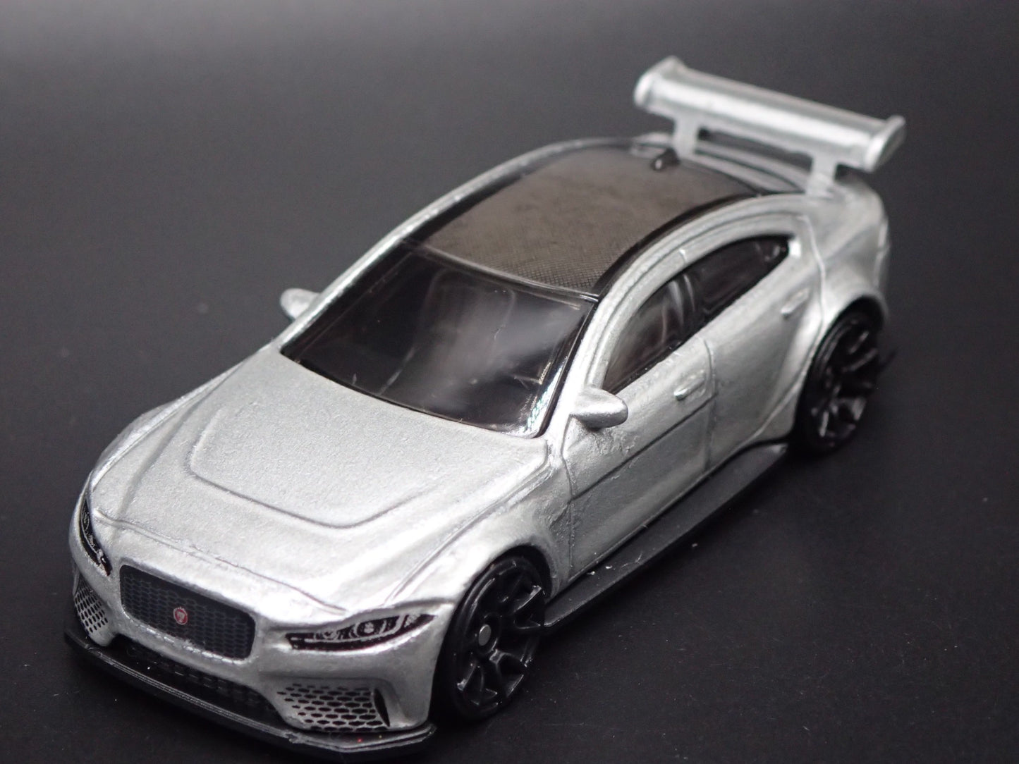 2017-2018 JAGUAR XE SV PROJECT 8 SILVER 1:64 SCALE DIORAMA DIECAST MODEL CAR