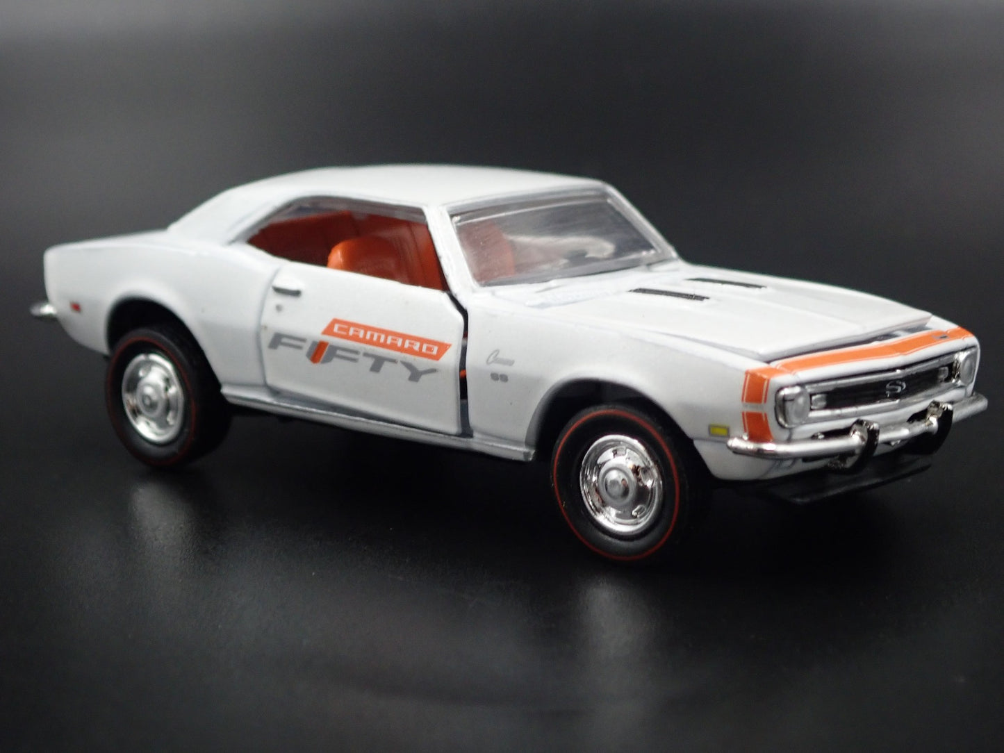 1968 68 CHEVY CHEVROLET CAMARO SS 350 1:64 SCALE COLLECTIBLE DIECAST MODEL CAR