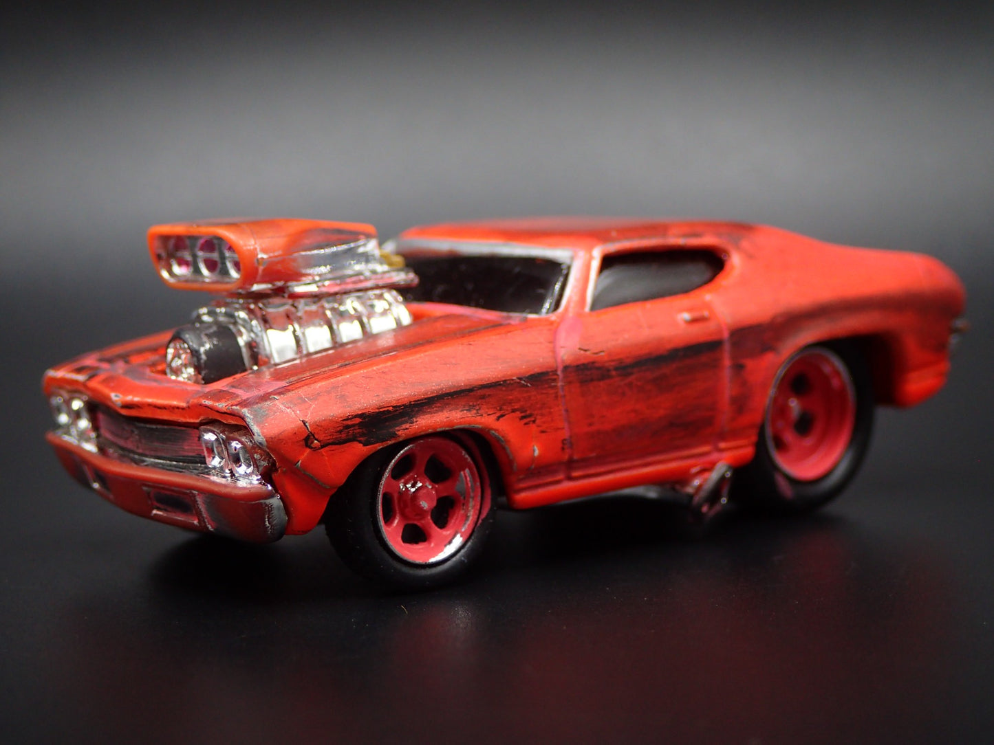 1969 69 CHEVY CHEVROLET CHEVELLE SS BRTC BARN FIND 1:64 SCALE DIECAST MODEL CAR