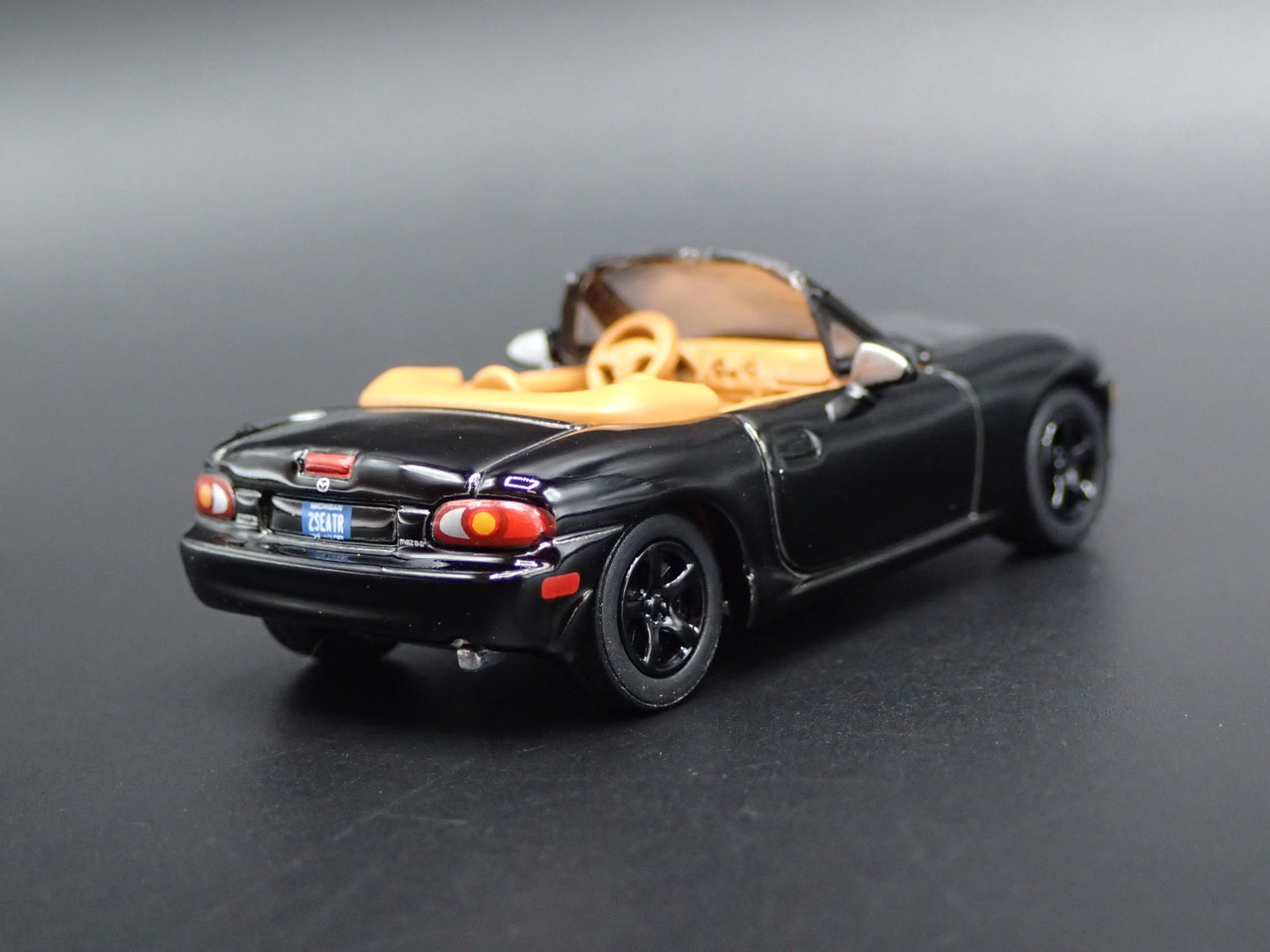 1999-2004 MAZDA MX5 MIATA NB 1:64 SCALE COLLECTIBLE DIORAMA DIECAST MODEL CAR