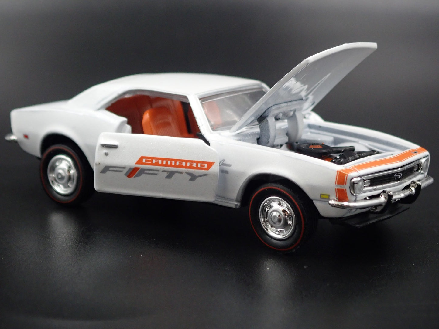 1968 68 CHEVY CHEVROLET CAMARO SS 350 1:64 SCALE COLLECTIBLE DIECAST MODEL CAR