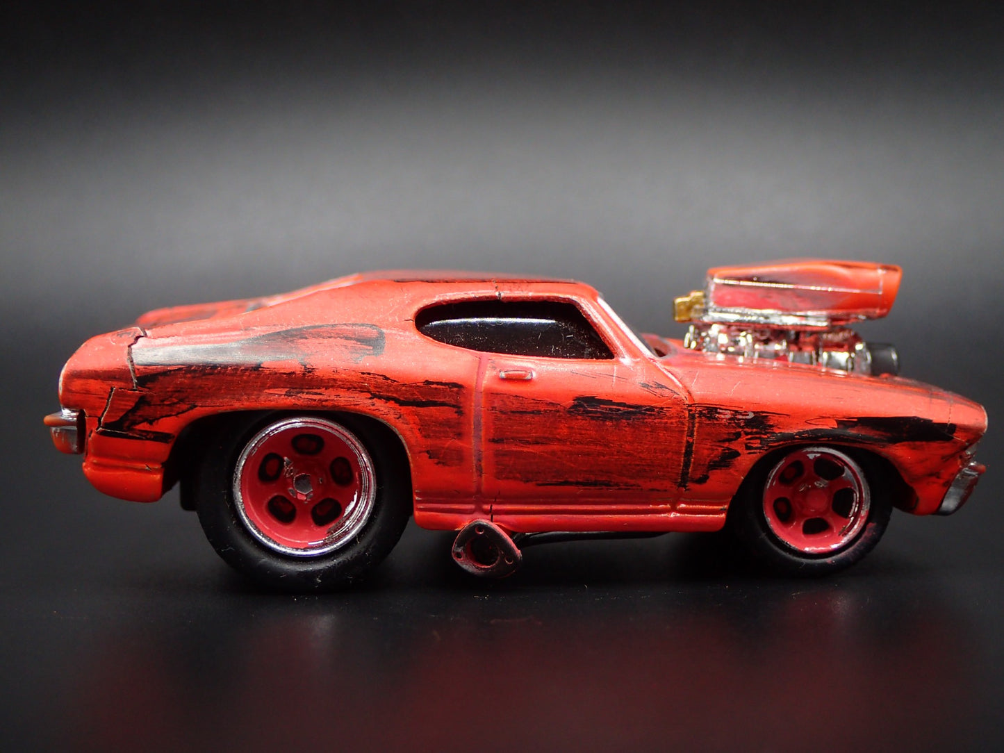 1969 69 CHEVY CHEVROLET CHEVELLE SS BRTC BARN FIND 1:64 SCALE DIECAST MODEL CAR