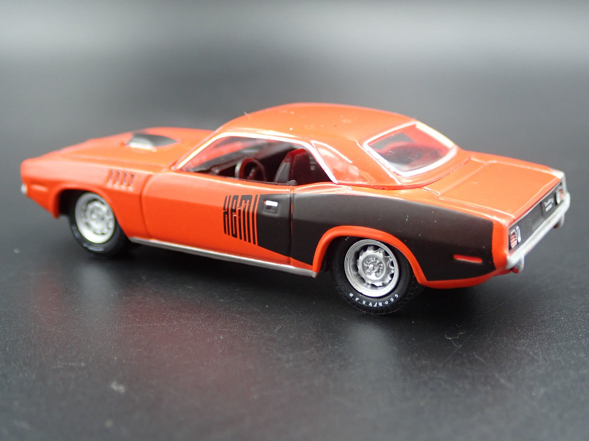 1971 71 PLYMOUTH HEMI CUDA RARE 1:64 SCALE COLLECTIBLE DIORAMA DIECAST MODEL CAR-Burning Rubber Toy Company