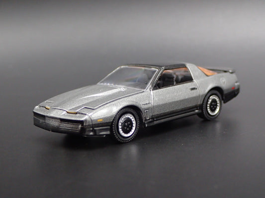 1984 84 PONTIAC FIREBIRD TRANS AM TA 1:64 SCALE COLLECTIBLE DIECAST MODEL CAR