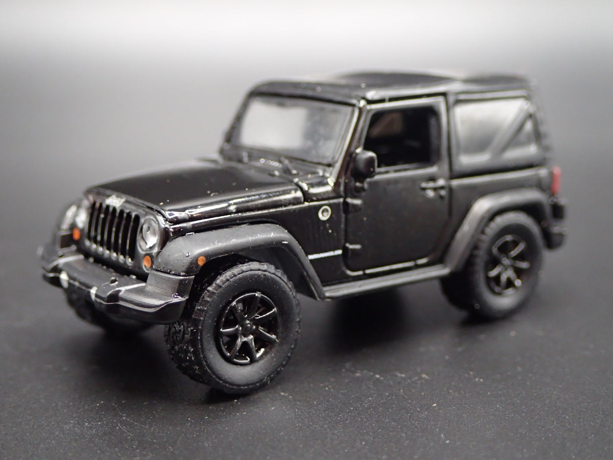 2006 - 2018 JEEP WRANGLER JK 2 TWO DOOR 1/64 SCALE DIORAMA DIECAST MODEL CAR-Burning Rubber Toy Company