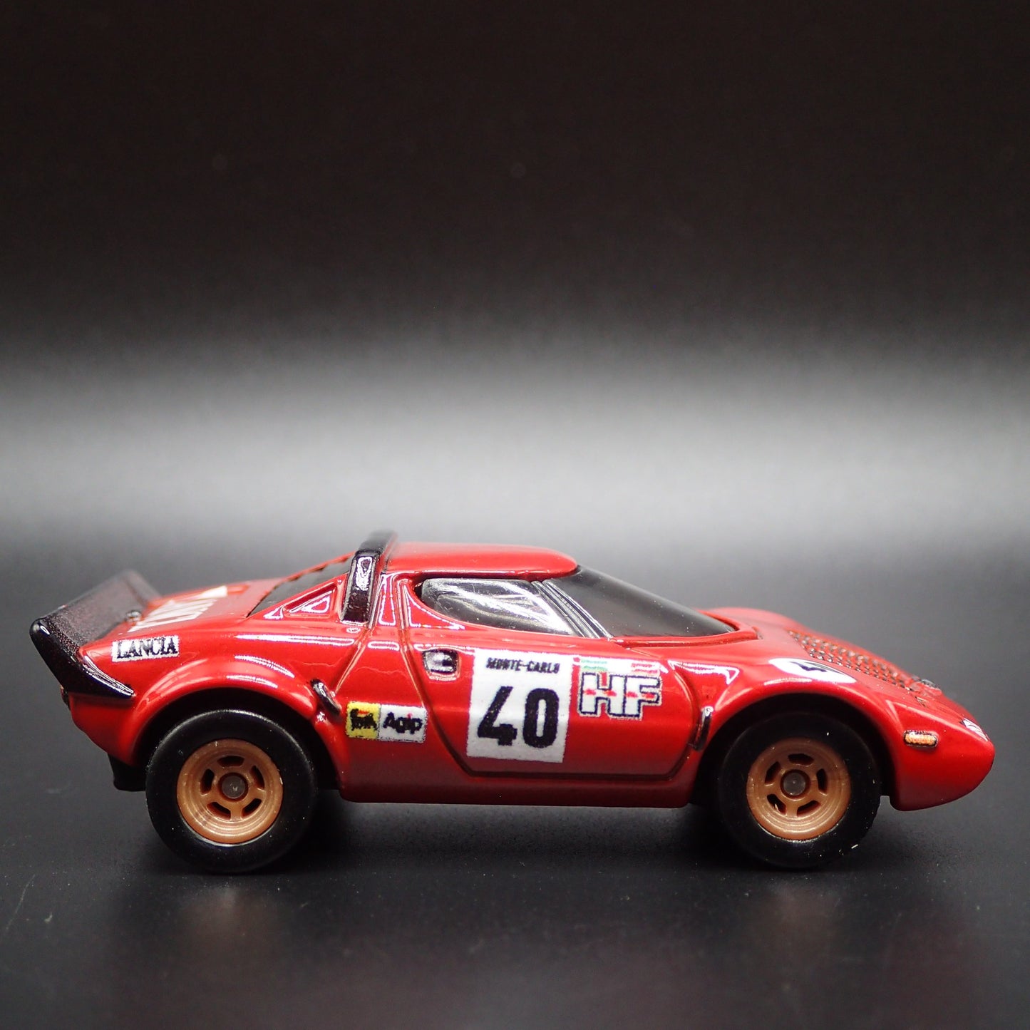 1973-1978 LANCIA STRATOS RACE CAR RED 1:64 SCALE DIORAMA DIECAST MODEL CAR