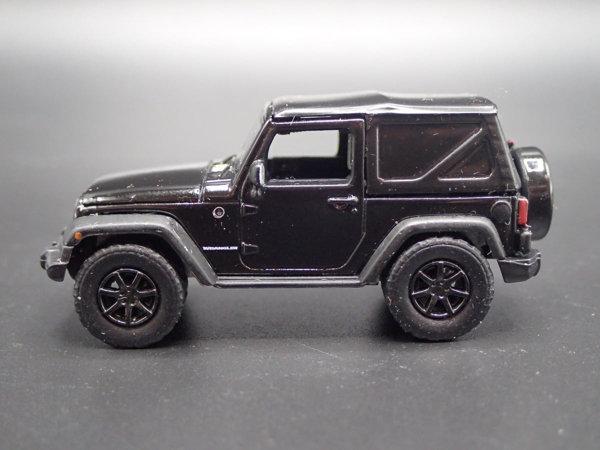 2006 - 2018 JEEP WRANGLER JK 2 TWO DOOR 1/64 SCALE DIORAMA DIECAST MODEL CAR-Burning Rubber Toy Company