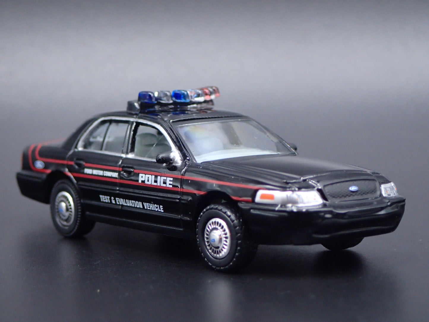 2001 01 FORD CROWN VICTORIA DEARBORN, MI TEST EVAL 1:64 SCALE DIECAST MODEL CAR