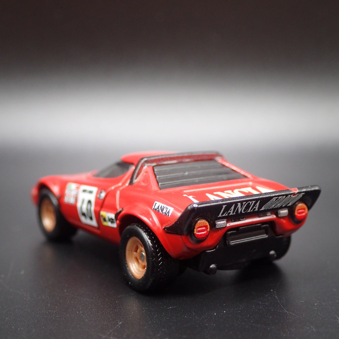 1973-1978 LANCIA STRATOS RACE CAR RED 1:64 SCALE DIORAMA DIECAST MODEL CAR