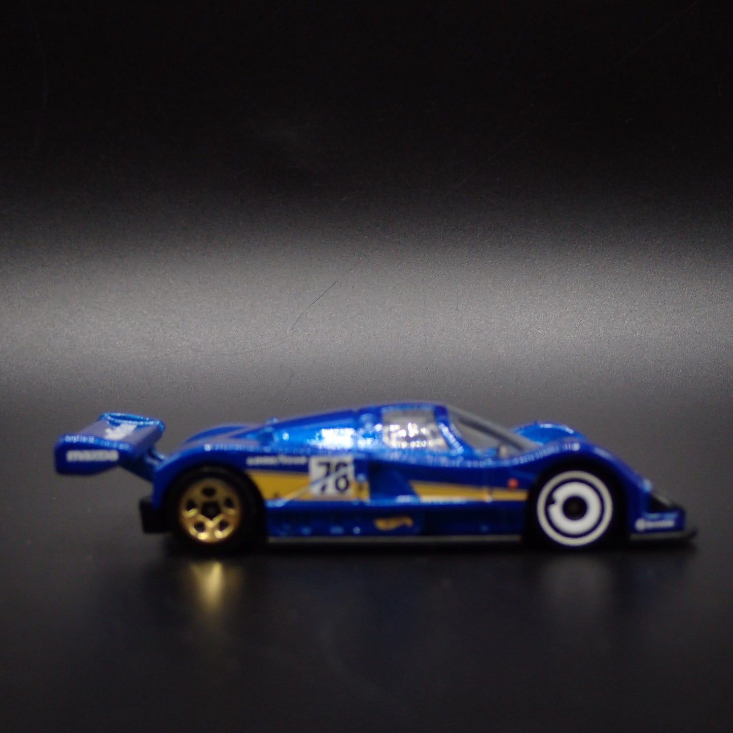 MAZDA 787B RACING CAR GOODYEAR 1:64 SCALE COLLECTIBLE DIORAMA DIECAST MODEL CAR