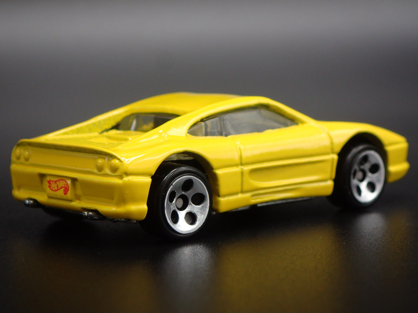1994-1999 FERRARI 355 YELLOW 1:64 SCALE COLLECTIBLE DIORAMA DIECAST MODEL CAR