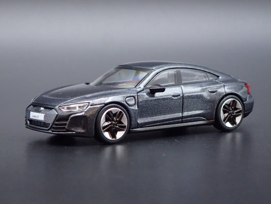 2020-2025 AUDI RS E TRON ETRON GT 1:64 SCALE COLLECTIBLE DIECAST MODEL CAR