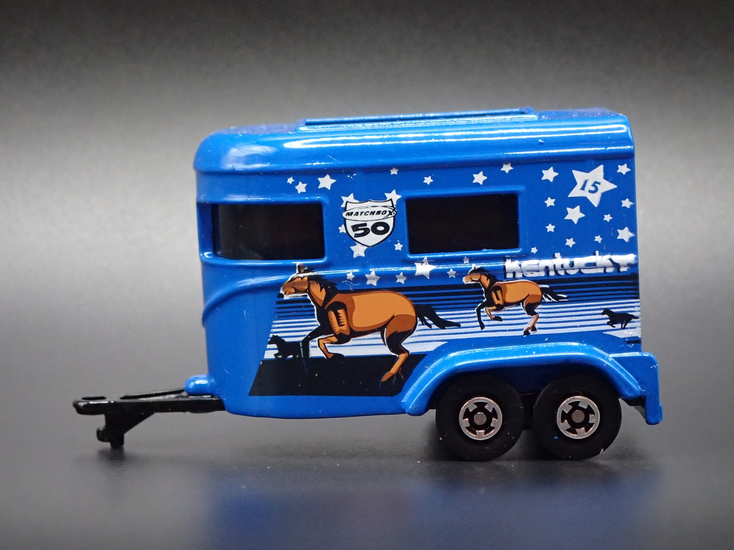 HORSE TRAILER W/ HITCH KENTUCKY BLUE 1/64 MB SCALE DIORAMA DIECAST MODEL CAR