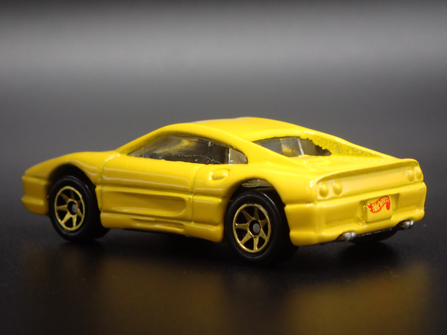 1994-1999 FERRARI 355 YELLOW 1:64 SCALE COLLECTIBLE DIORAMA DIECAST MODEL CAR
