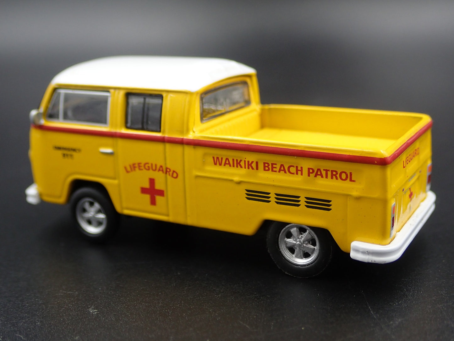 1967-1979 VW VOLKSWAGEN TYPE 2 DOUBLE CAB PICKUP 1/64 SCALE DIECAST MODEL CAR