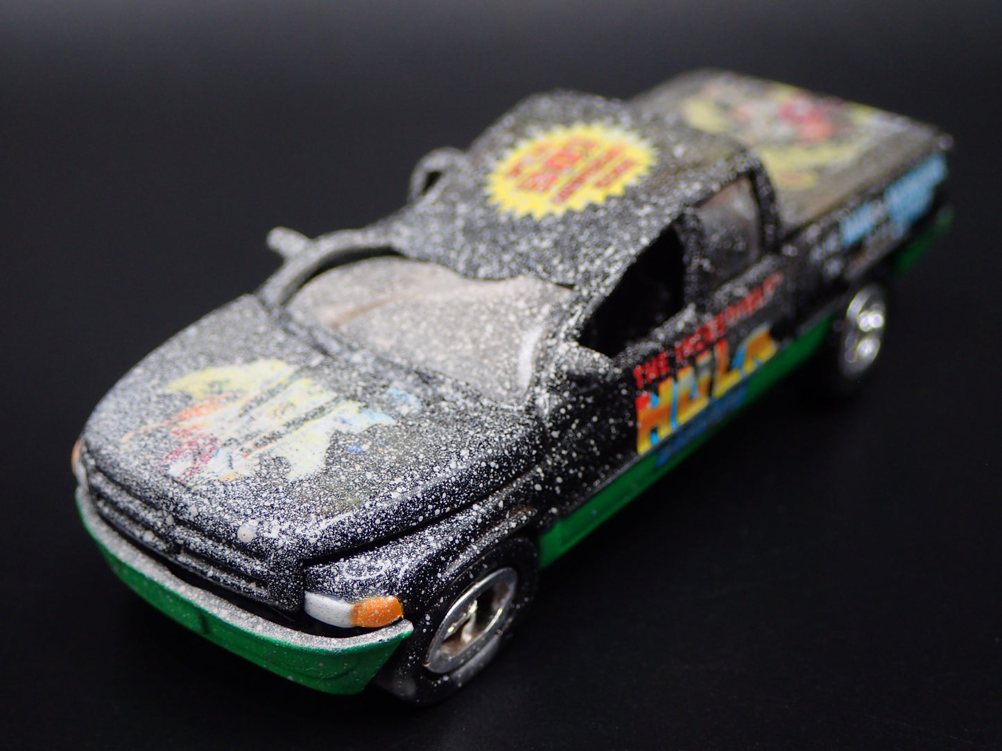 1994-2001 DODGE RAM 1500 PICKUP TRUCK HULK SMASHED  1/64 SCALE DIECAST MODEL