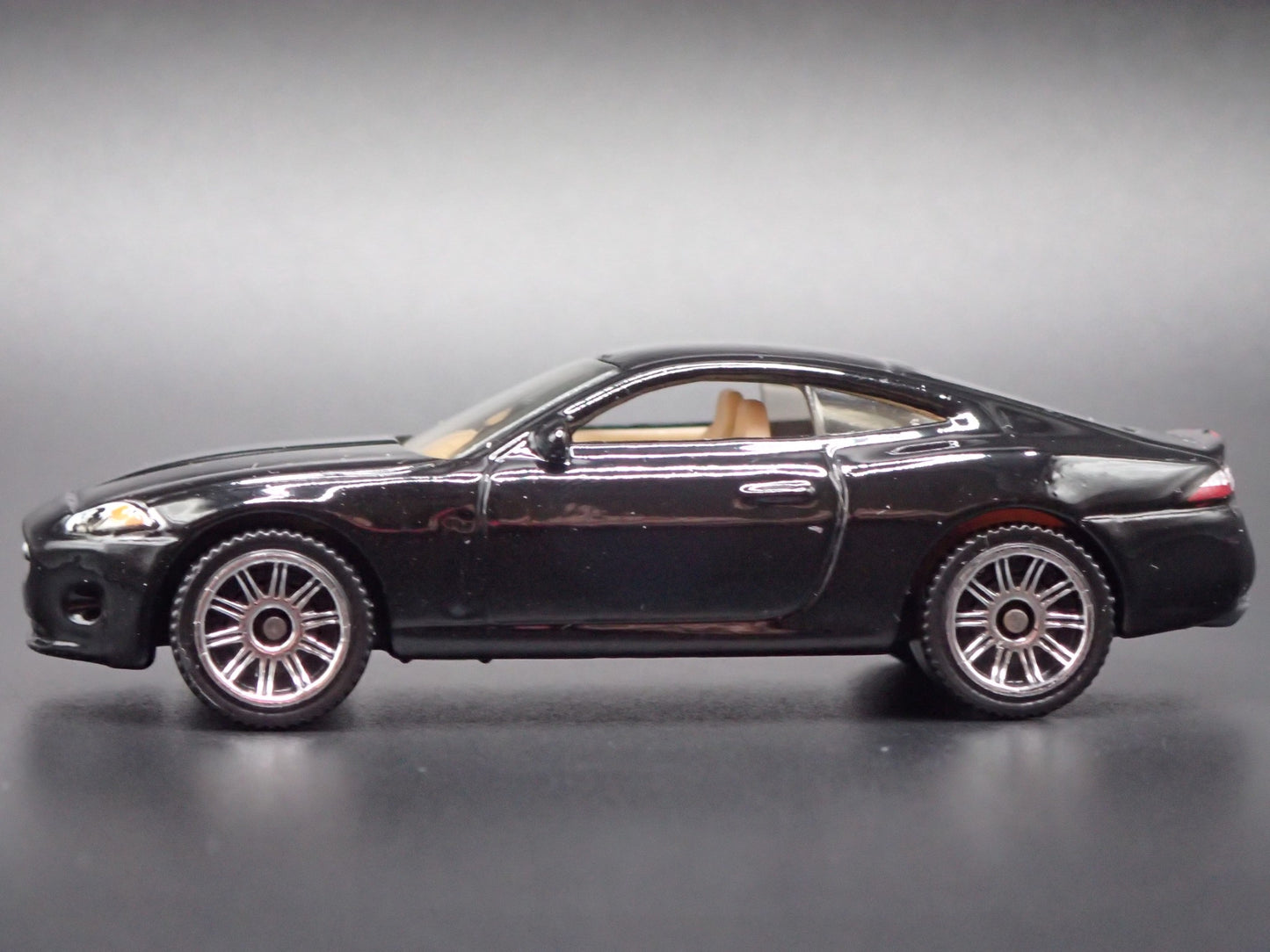 2006-2014 JAGUAR XK BLACK 1/64 SCALE COLLECTIBLE DIORAMA DIECAST MODEL CAR