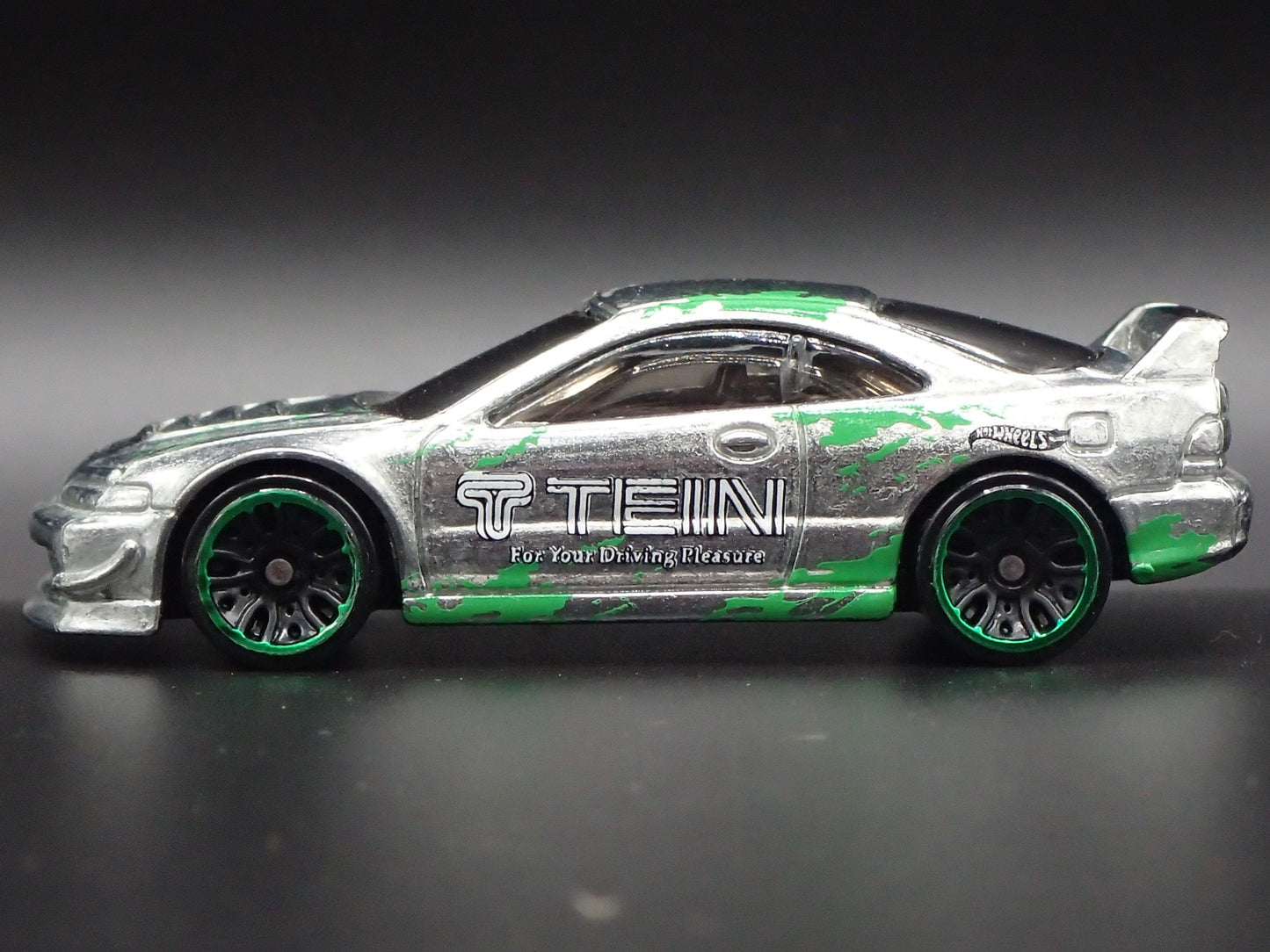 1994-2001 ACURA HONDA INTEGRA GSR TEIN 1:64 SCALE DIORAMA DIECAST MODEL CAR