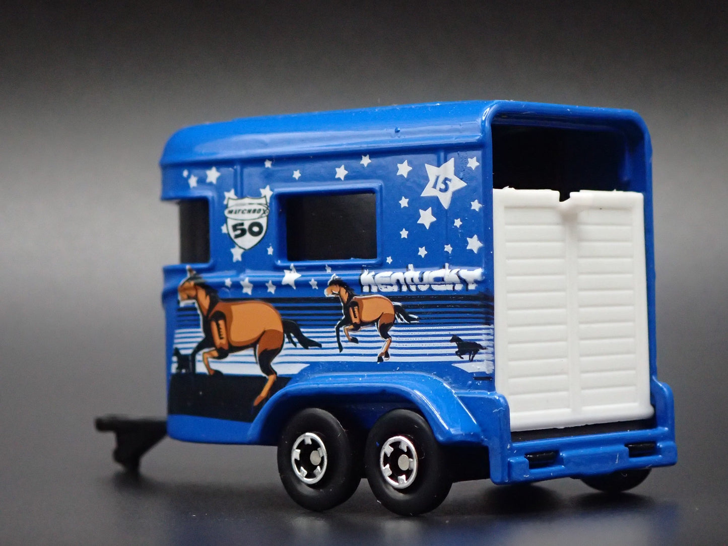 HORSE TRAILER W/ HITCH KENTUCKY BLUE 1/64 MB SCALE DIORAMA DIECAST MODEL CAR